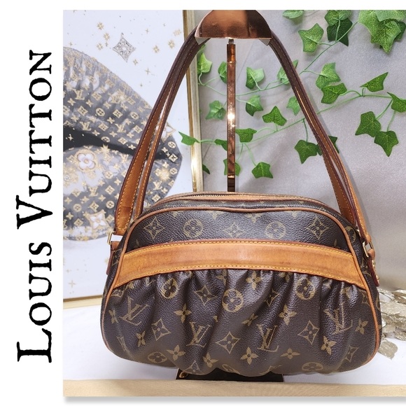 Louis Vuitton Handbags - Authentic Louis Vuitton Monogram Klara Shoulder Bag With COA And Dust Bag